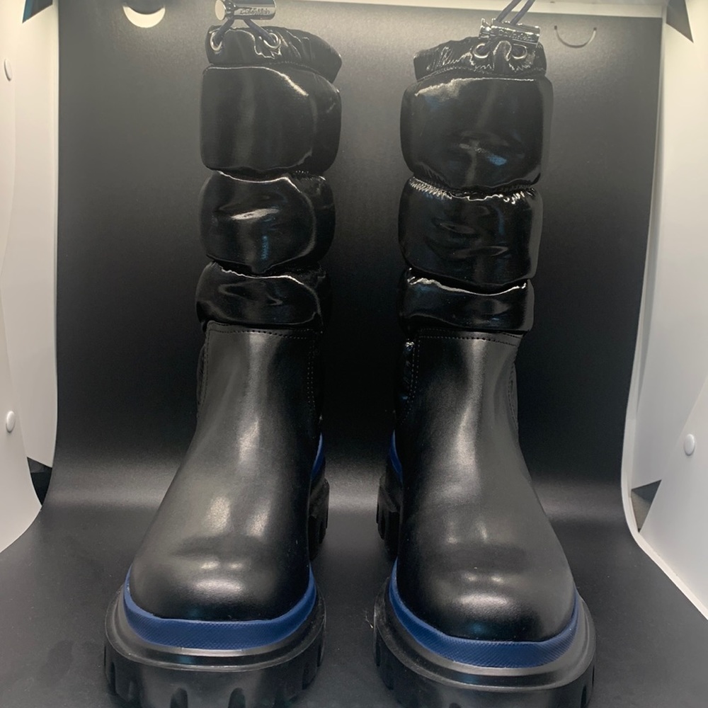 Calvin Klein boots size 7